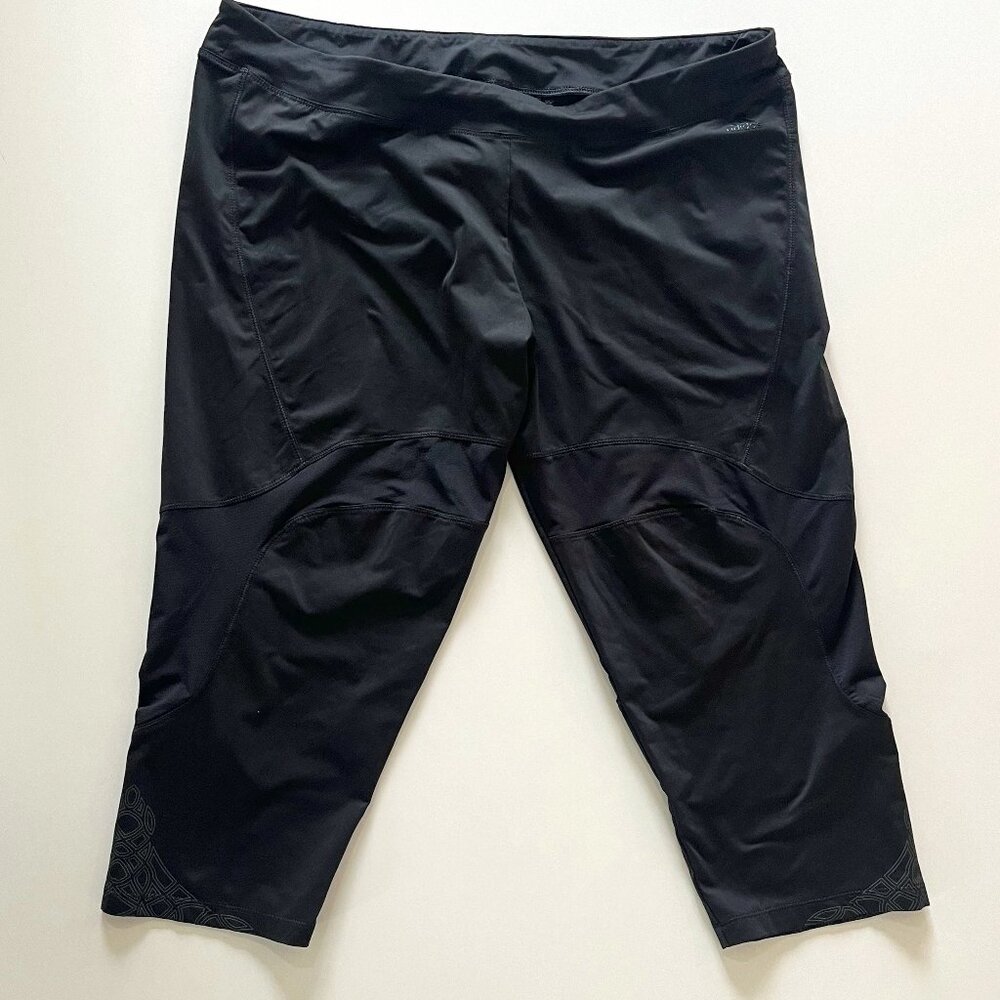 Adidas Climacool capri leggins with cut out sections size XL